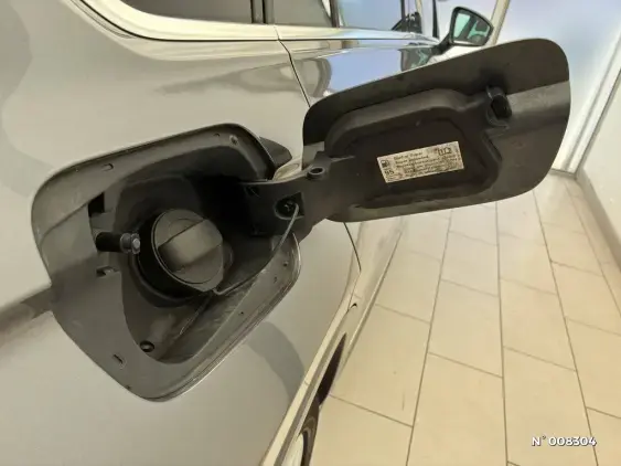 VOLKSWAGEN TIGUAN III - voiture d'occasion - Photo 14