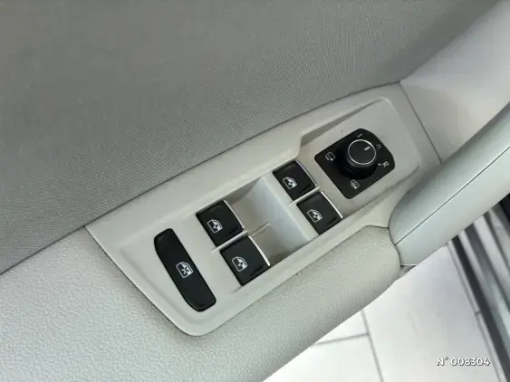 VOLKSWAGEN TIGUAN III - voiture d'occasion - Photo 20