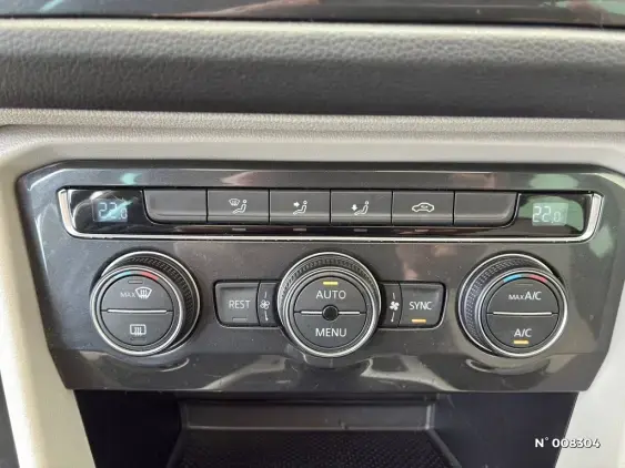 VOLKSWAGEN TIGUAN III - voiture d'occasion - Photo 25