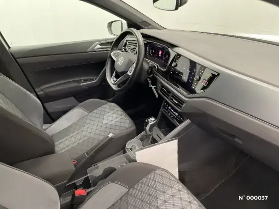 VOLKSWAGEN POLO VI - voiture d'occasion - Photo 10