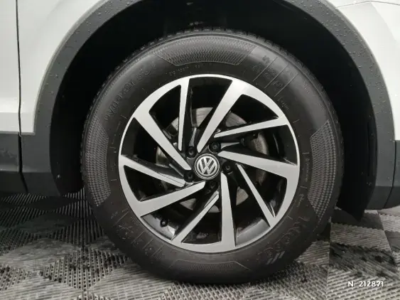 VOLKSWAGEN TIGUAN II - voiture d'occasion - Photo 8