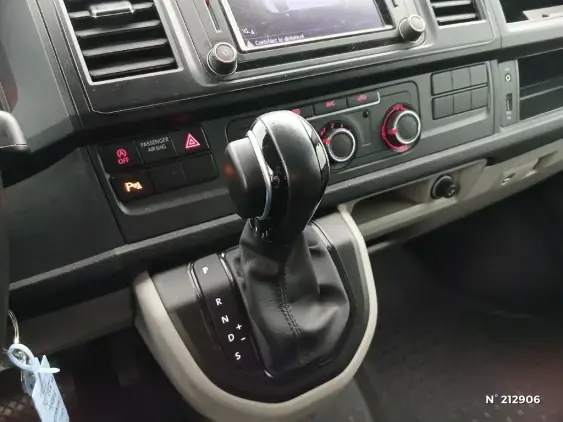 VOLKSWAGEN TRANSPORTER FG VI - voiture d'occasion - Photo 26