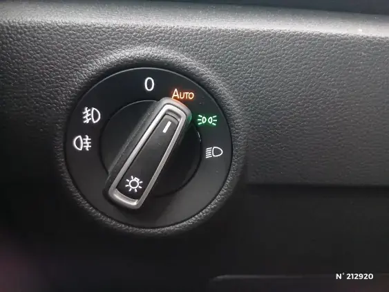 VOLKSWAGEN T-ROC - voiture d'occasion - Photo 15