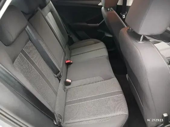 VOLKSWAGEN T-ROC - voiture d'occasion - Photo 11