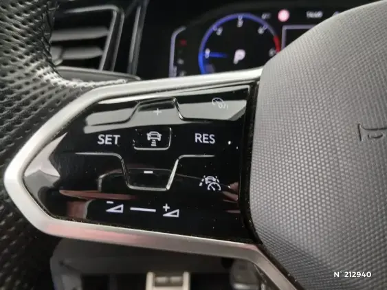 VOLKSWAGEN T-ROC - voiture d'occasion - Photo 24