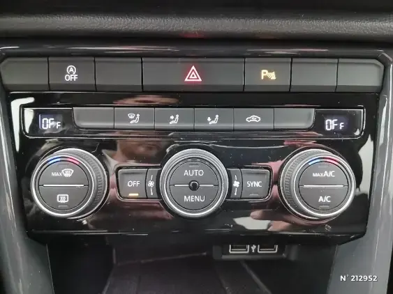 VOLKSWAGEN T-ROC - voiture d'occasion - Photo 26