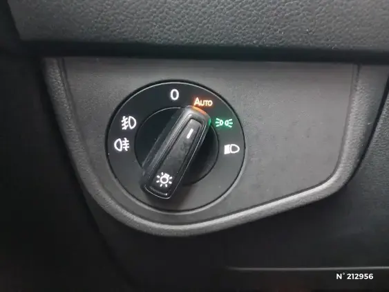 VOLKSWAGEN POLO VI - voiture d'occasion - Photo 14