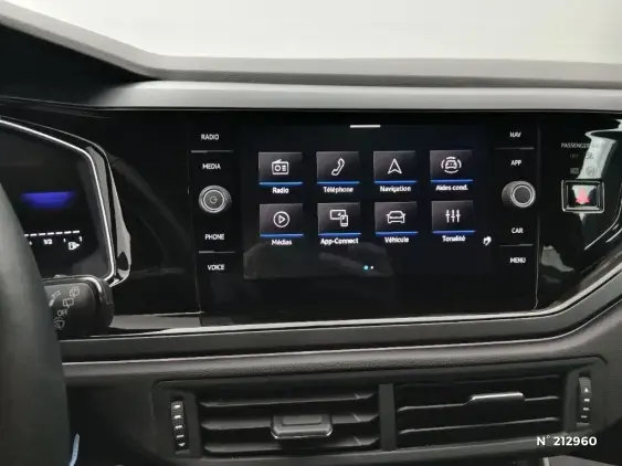 VOLKSWAGEN POLO VI - voiture d'occasion - Photo 13