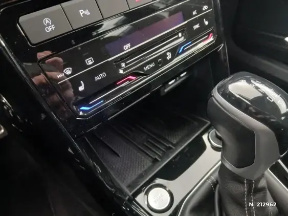 VOLKSWAGEN T-CROSS - voiture d'occasion - Photo 23