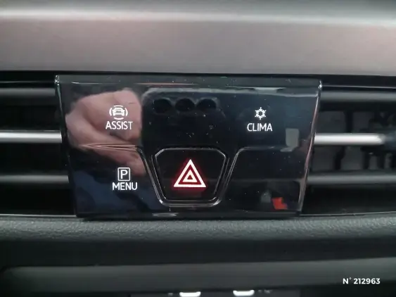 VOLKSWAGEN GOLF VIII - voiture d'occasion - Photo 26