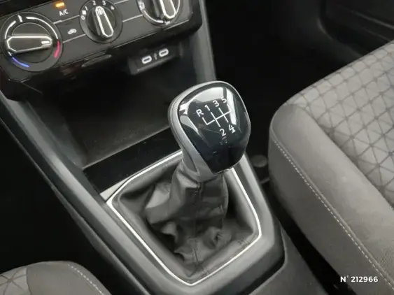 VOLKSWAGEN T-CROSS - voiture d'occasion - Photo 27