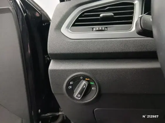 VOLKSWAGEN T-ROC - voiture d'occasion - Photo 15