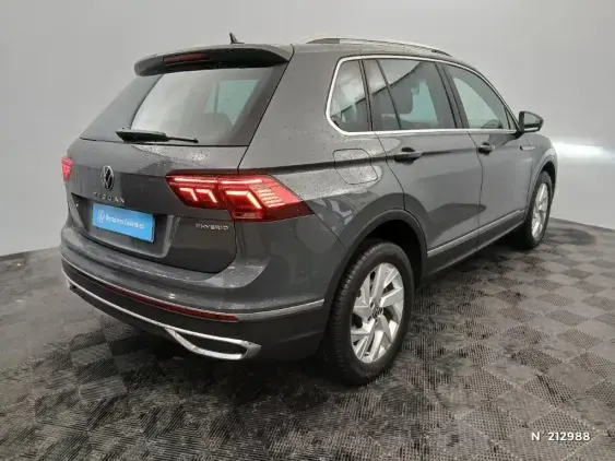 VOLKSWAGEN TIGUAN II - voiture d'occasion - Photo 4