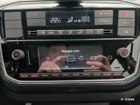 VOLKSWAGEN E-UP! II - voiture d'occasion - Photo 13