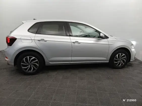 VOLKSWAGEN POLO VI - voiture d'occasion - Photo 5