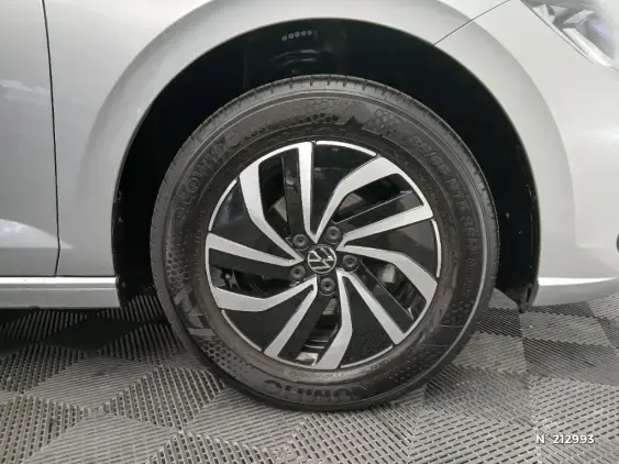 VOLKSWAGEN POLO VI - voiture d'occasion - Photo 8