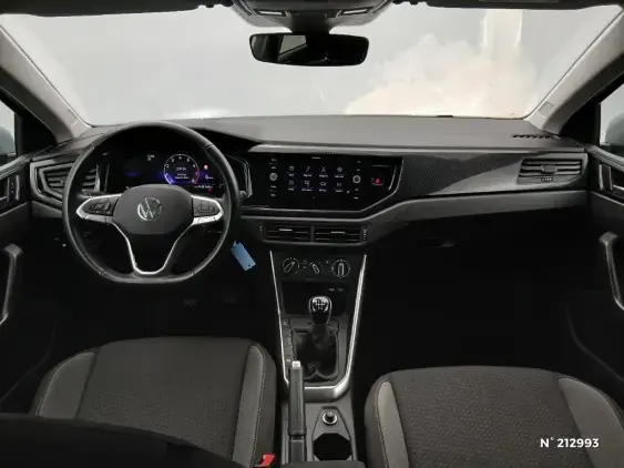 VOLKSWAGEN POLO VI - voiture d'occasion - Photo 9