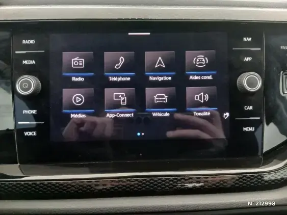 VOLKSWAGEN POLO VI - voiture d'occasion - Photo 13