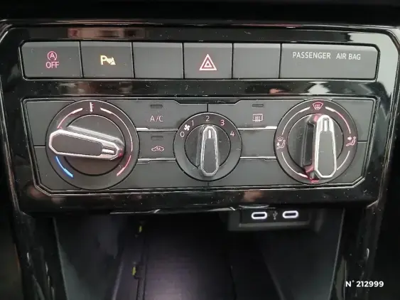 VOLKSWAGEN T-CROSS - voiture d'occasion - Photo 26