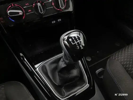 VOLKSWAGEN T-CROSS - voiture d'occasion - Photo 27