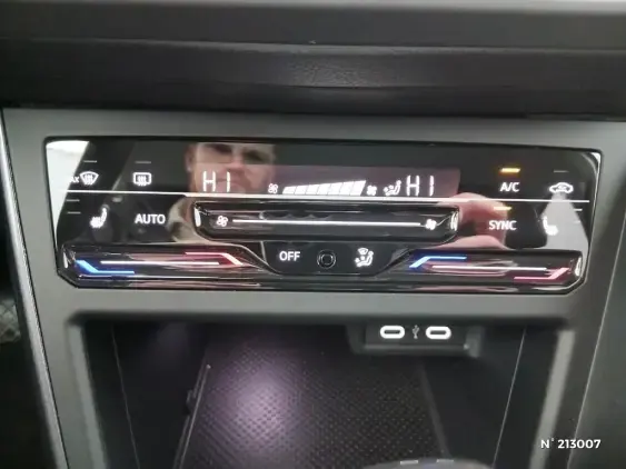 VOLKSWAGEN POLO VI - voiture d'occasion - Photo 26