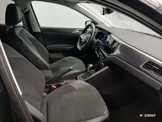 VOLKSWAGEN POLO VI - voiture d'occasion - Photo 10