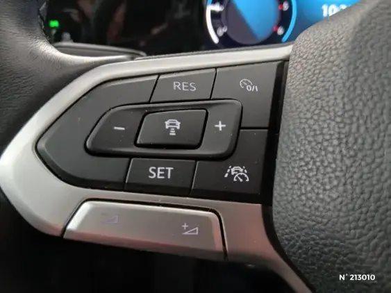 VOLKSWAGEN GOLF VIII - voiture d'occasion - Photo 24