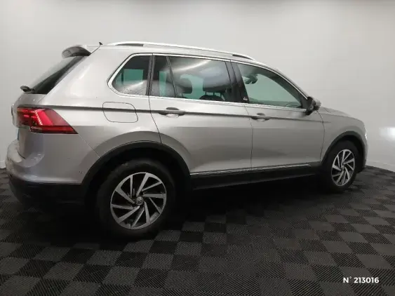 VOLKSWAGEN TIGUAN II - voiture d'occasion - Photo 5
