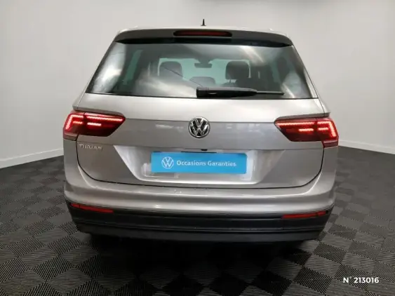 VOLKSWAGEN TIGUAN II - voiture d'occasion - Photo 6