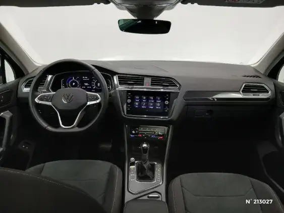 VOLKSWAGEN TIGUAN II - voiture d'occasion - Photo 9