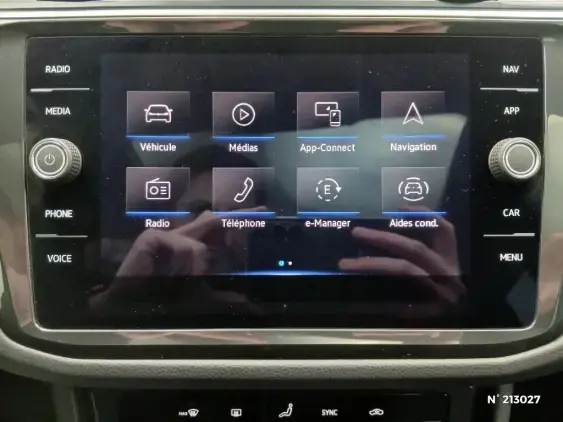 VOLKSWAGEN TIGUAN II - voiture d'occasion - Photo 13