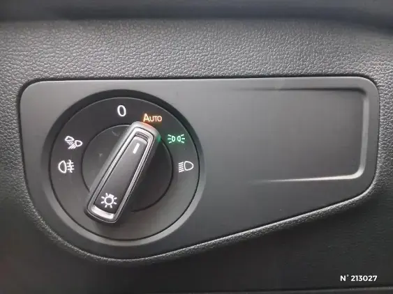 VOLKSWAGEN TIGUAN II - voiture d'occasion - Photo 15