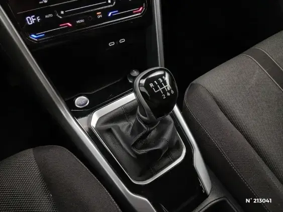 VOLKSWAGEN T-ROC - voiture d'occasion - Photo 27