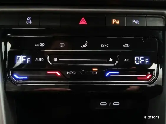 VOLKSWAGEN T-ROC - voiture d'occasion - Photo 26