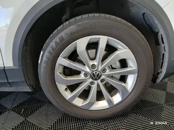 VOLKSWAGEN T-ROC - voiture d'occasion - Photo 8