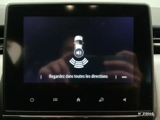 RENAULT CLIO V - voiture d'occasion - Photo 14