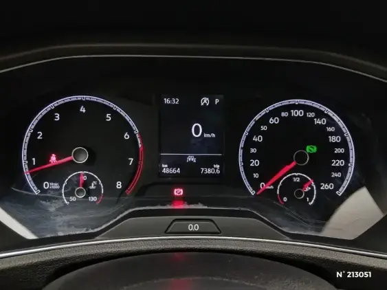 VOLKSWAGEN T-ROC - voiture d'occasion - Photo 12