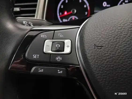 VOLKSWAGEN T-ROC - voiture d'occasion - Photo 23