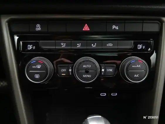 VOLKSWAGEN T-ROC - voiture d'occasion - Photo 25