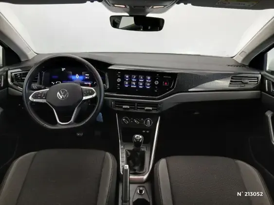 VOLKSWAGEN POLO VI - voiture d'occasion - Photo 9