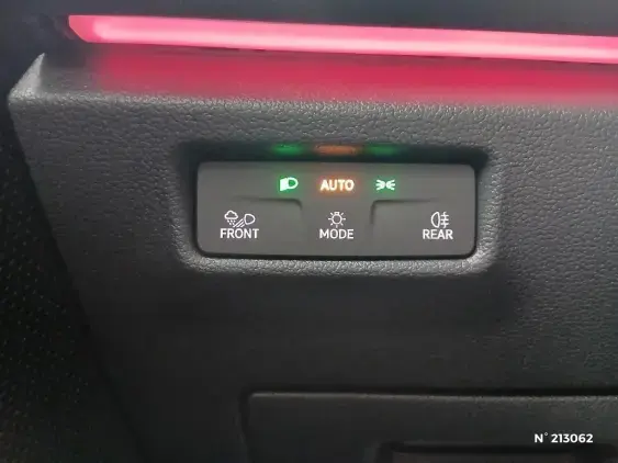 VOLKSWAGEN TIGUAN III - voiture d'occasion - Photo 12