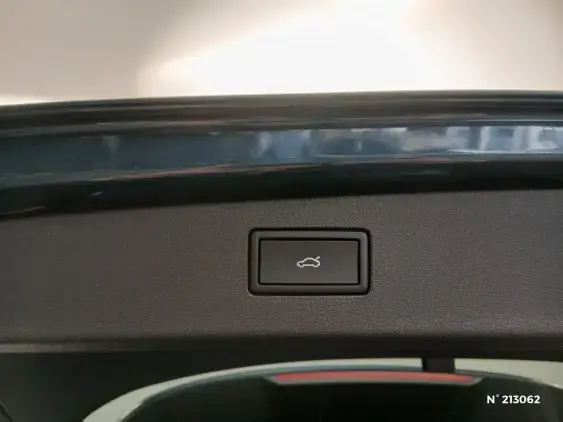 VOLKSWAGEN TIGUAN III - voiture d'occasion - Photo 20