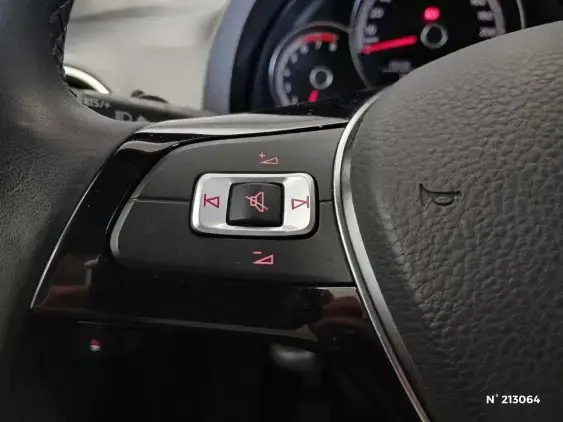 VOLKSWAGEN UP - voiture d'occasion - Photo 23