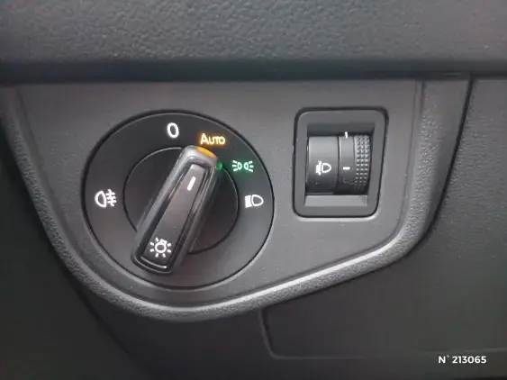 VOLKSWAGEN TAIGO - voiture d'occasion - Photo 15