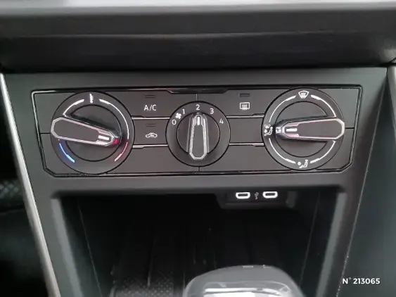 VOLKSWAGEN TAIGO - voiture d'occasion - Photo 25