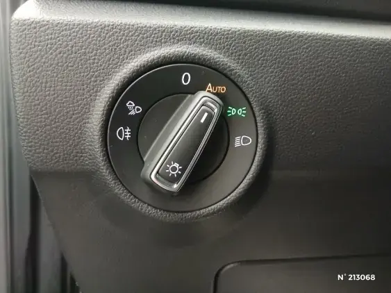 VOLKSWAGEN T-ROC - voiture d'occasion - Photo 14