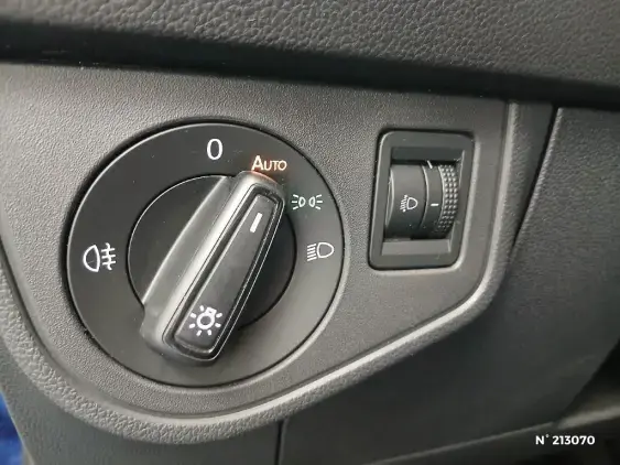 VOLKSWAGEN POLO VI - voiture d'occasion - Photo 14