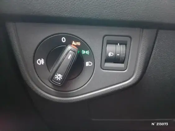 VOLKSWAGEN POLO VI - voiture d'occasion - Photo 15