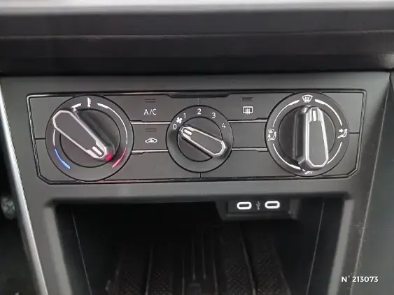 VOLKSWAGEN POLO VI - voiture d'occasion - Photo 25