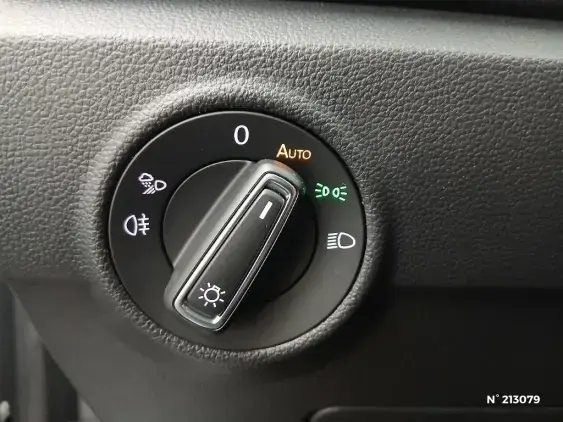 VOLKSWAGEN T-ROC - voiture d'occasion - Photo 15